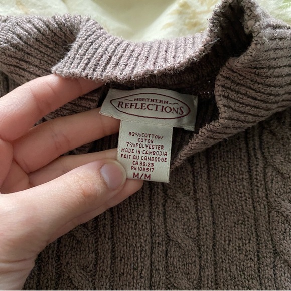 Greige turtleneck - Picture 3 of 3